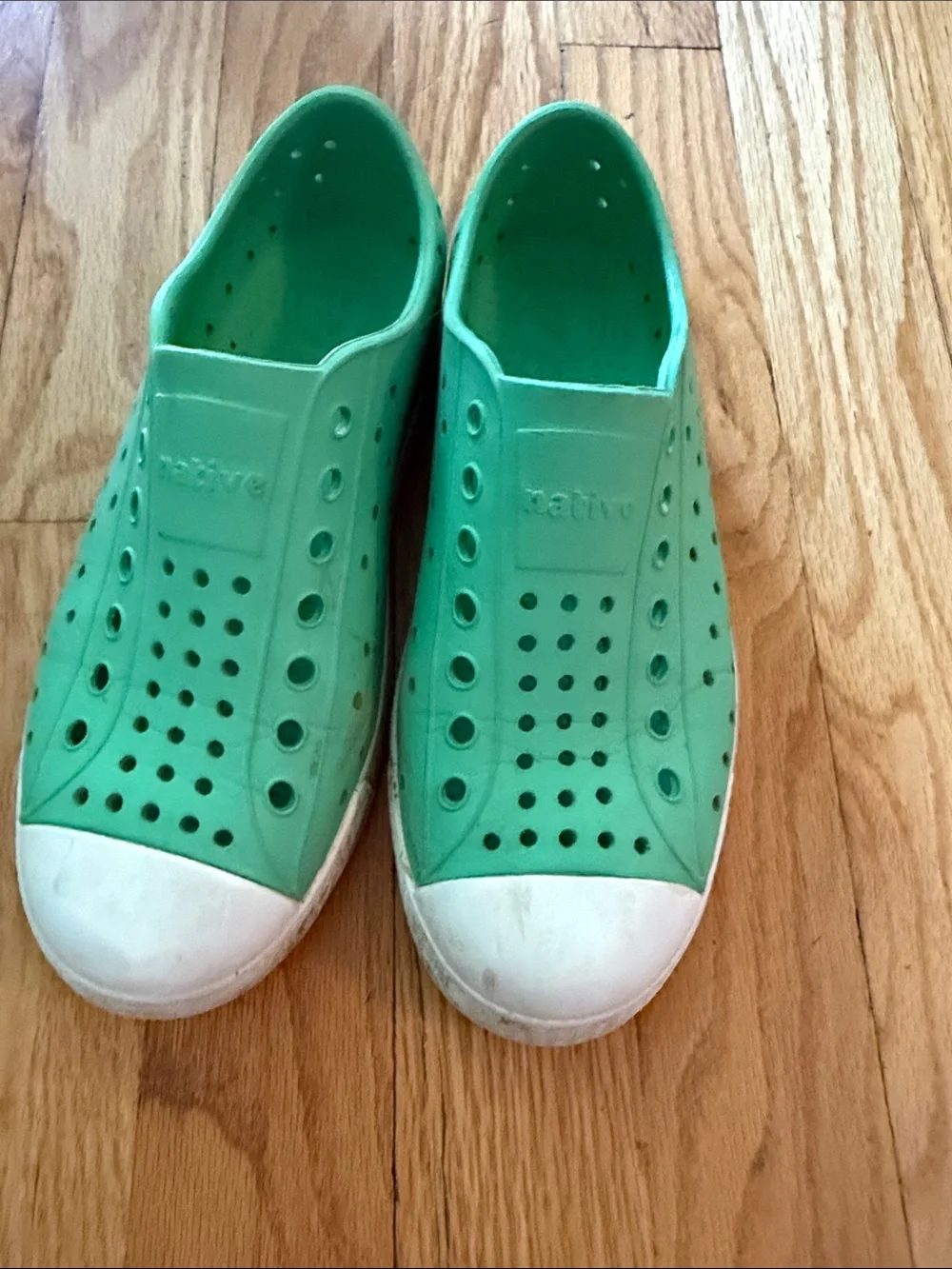 Native Shoes sz J1 Green Slip-On Rubber Sneakers with White Toe good condition